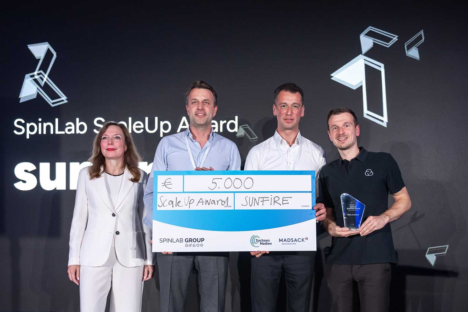 SpinLab-ScaleUp-Award-3